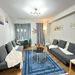 Beautiful Family Apartment Near Hyde Park