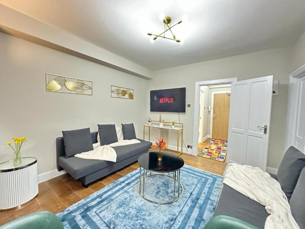Beautiful Family Near Hyde Park Apartment London