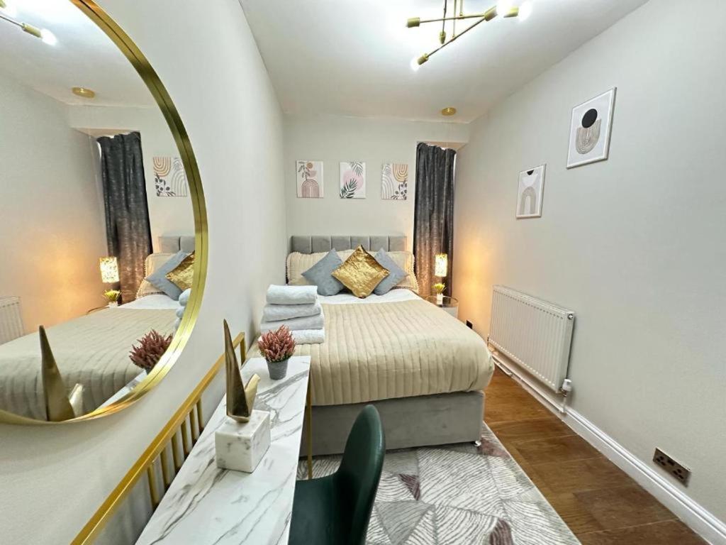 Apartment Beautiful Family Near Hyde Park
